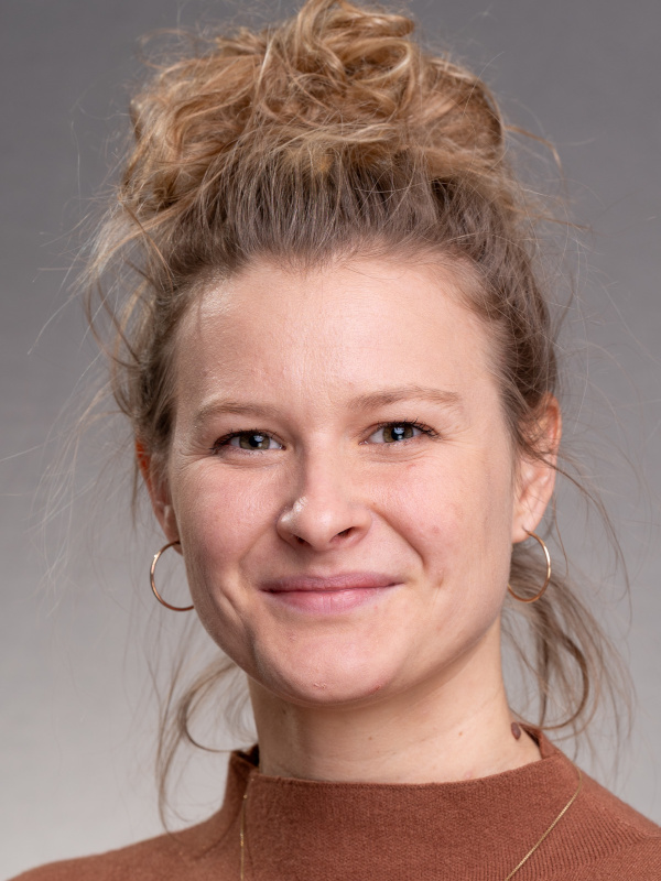 Porträt Helena Hruby