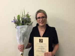 Dr. Eveline Szarka erhält den Fanny Moser Preis 2023